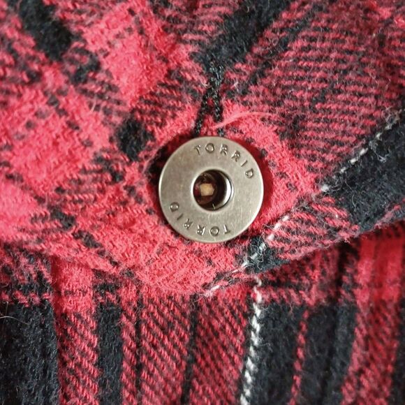 Torrid Jacket 1X Buffalo Plaid Sherpa Collar Red Black Trucker Style Crop Cozy - Picture 5 of 8